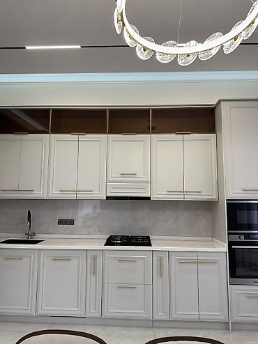 Продажа коттеджей и домов: Продаётся роскошный дом в Арча-Бешик✨ 📍 Локация: пересечение улиц — 25