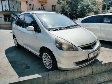 Honda: Honda Fit: 2003 г., 1.3 л, Вариатор, Бензин, Хэтчбэк