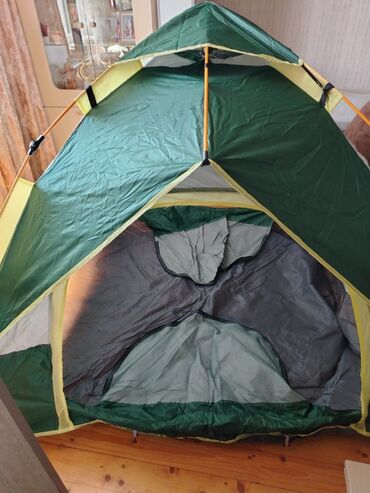 Çadırlar: Yaşıl və boz rənglərdə olan bu çadır avtomatik açılan mexanizmə — 6