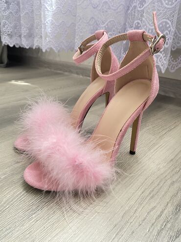 Женская обувь: Размер: 35.5, цвет - Розовый, Новый
