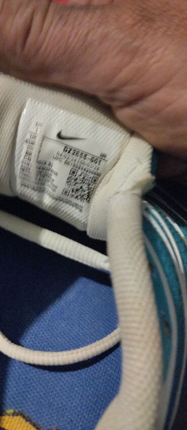 Mokasine: Mokasine, 39 — 32