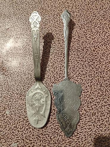 Qədimi naxışlı metal tort spatulaları – 2 ədəd dəst - Material lalafo.az -da Qədimi naxışlı metal tort spatulaları – 2 ədəd dəst - Material
