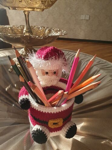 Konfet qabları: Yenil il temalı əl işi “Şaxta Baba” konteyneri - Material: əl ilə — 8