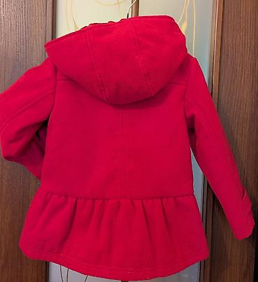 Верхняя одежда: Куртки и пальто для девочки, на 2-4 год. Можно носить до 100 — 10