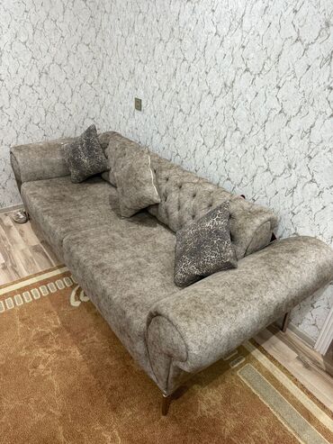 Divanlar: Divan, İşlənmiş, Açılan, Bazasız, Vеlur parça, Çatdırılma yoxdur — 2