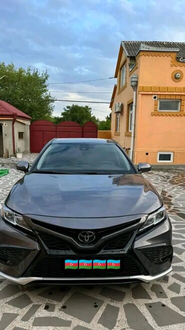 toyota corolla 2022 qiymeti: Toyota Camry: 2.5 л | 2021 г. Хэтчбэк