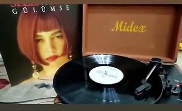Минидиск-плееры: Midex Qromofon. Az istifadə edilib. Üzərində Sezen Aksu - Gülümse — 2