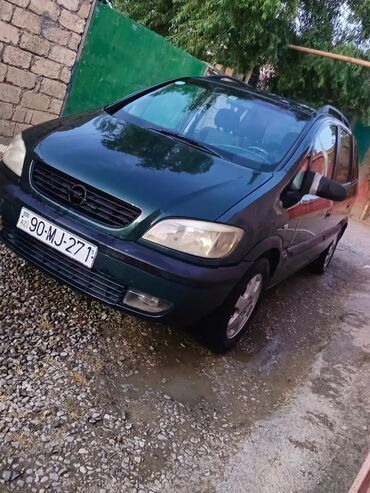 Opel Zafira: 1.8 l | 1999 il 594000 km Sedan