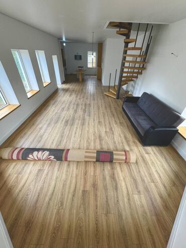 Долгосрочная аренда домов: 220 м², 6 комнат — 15