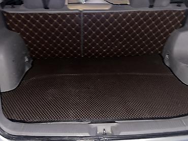 Toyota: Toyota Matrix: 2004 г., 1.8 л, Механика, Бензин, Хэтчбэк — 28