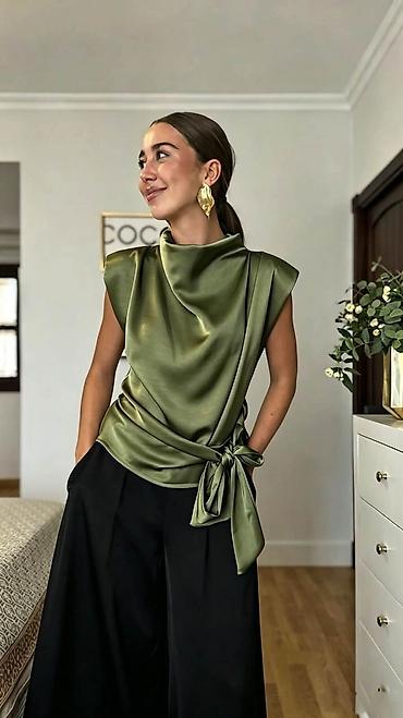svecani sako: 10. Bluza 2.400 dinara H — 3