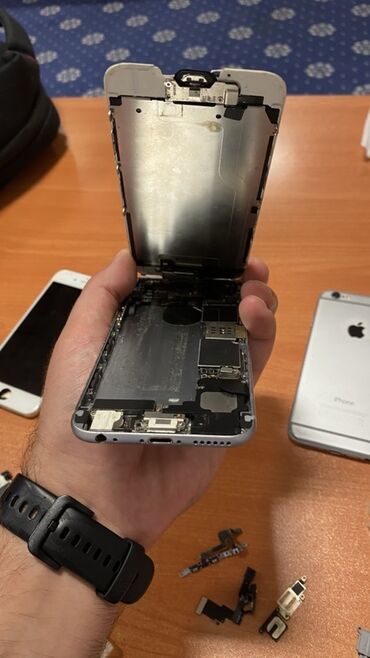 Digər ehtiyat hissələri: İPhone 6 telefonları üçün ehtiyat hissələri dəsti. Dəstdə İphone 6 — 6
