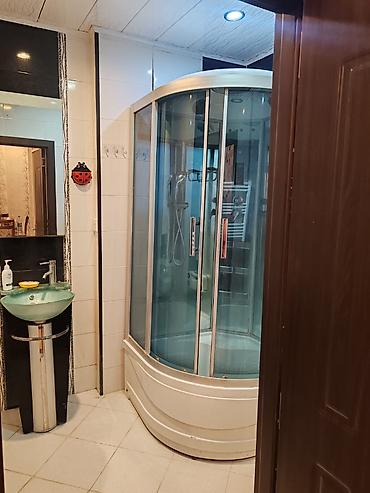 Mənzillər: 3 otaqlı, 67 kv. m — 7