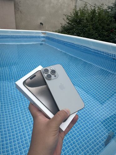 бу микроволновая печь: IPhone 15 Pro, Колдонулган, 256 ГБ, Natural Titanium, Заряддоочу түзүлүш, Кабель, Куту, 90 %
