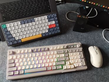 клавиатура и мышка: Клавиатура и мышка в комплекте. Мембранная клавиатура хорошего