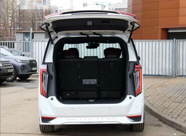 JAC: JAC : 2023 г., 1.5 л, Робот, Бензин, Минивэн — 8