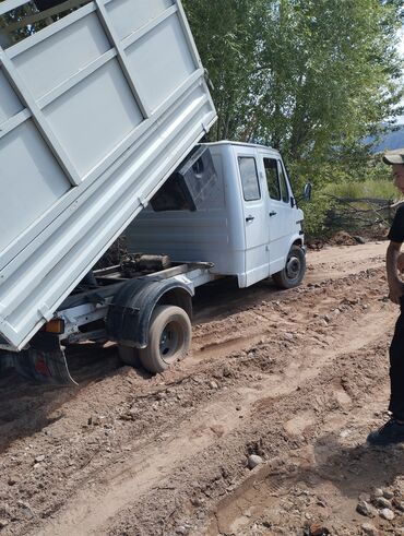 перетяжка спринтер: Вывоз бытового мусора, По городу, с грузчиком