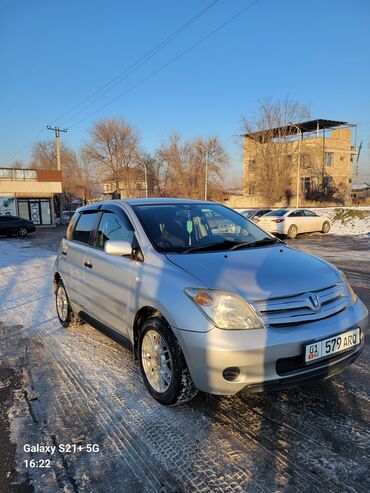 Toyota: Toyota ist: 2003 г., 1.3 л, Автомат, Бензин, Хэтчбэк