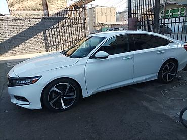 Honda: Honda Accord: 2018 г., 1.5 л, Вариатор, Бензин — 4