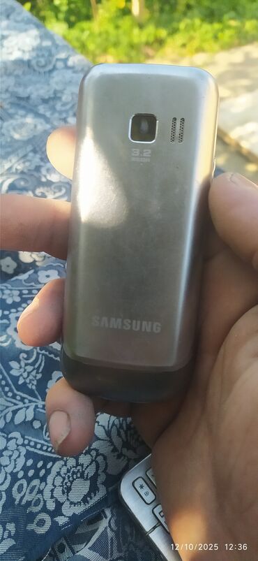 Nokia: Nokia 106, < 2 GB Memory Capacity, rəng - Qara, Düyməli — 8