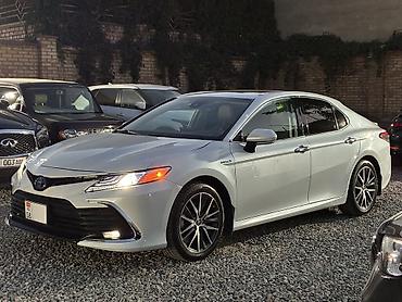 step: Toyota Camry: 2021 г., 2.5 л, Автомат, Гибрид, Седан — 4