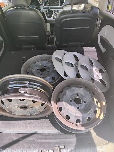 диски mazda: Диски R 14 Kia, отверстий - 4, Б/у — 2