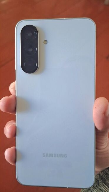 hard disk 250: Samsung Galaxy A56, 128 GB, rəng - Ağ, Sənədlərlə