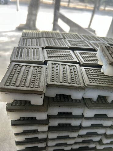 Digər biznes avadanlığı: Təkər və paletlər satışda✅
Ələsgər Qayıbov 6📍 — 5