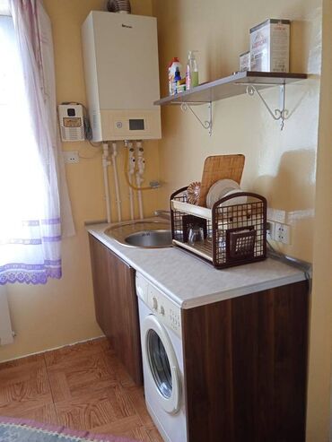 Həyət evləri və villaların satışı: 4 otaqlı, 150 kv. m, Orta təmir — 6