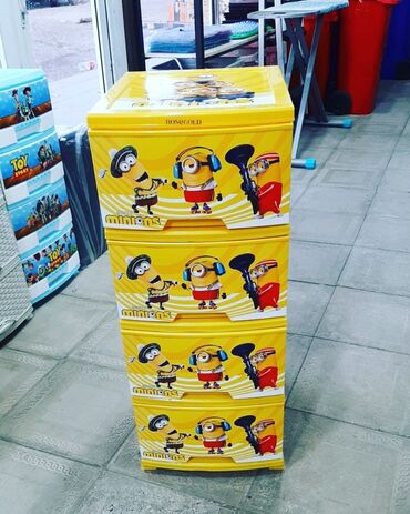 Komodlar: Yeni, Güzgüsüz — 12