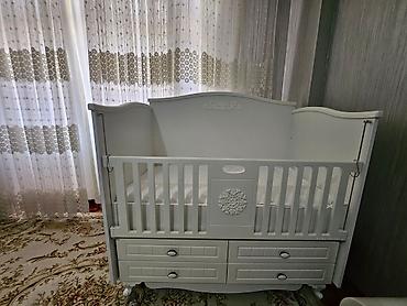 Beşiklər: Oğlan və qız üçün, İşlənmiş, Dördbucaq, Beşik, Dəst ilə, Matras ilə, Yellənmə mexanizmi ilə — 5