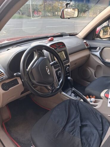 Chery: Chery Tiggo (T11) krossover - Kuzov: 5 qapılı, tünd qırmızı rəng - — 13