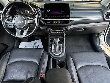 Продажа авто: Kia K3: 2021 г., 1.6 л, Вариатор, Бензин, Седан — 5