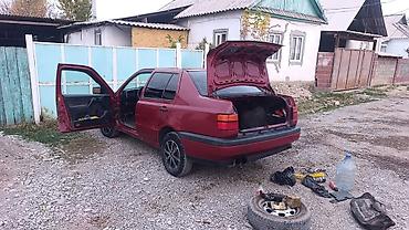 голф 2 капот: Volkswagen Vento: 1992 г., 1.8 л, Механика, Бензин, Седан — 5
