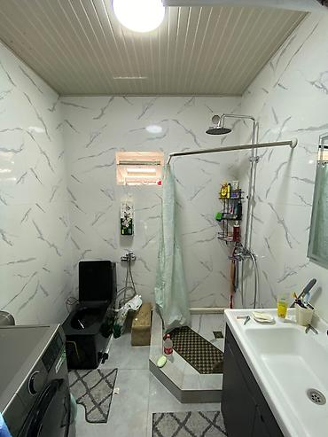 продаю дом ат башы: 🏡 ПРОДАЁТСЯ ДОМ В АРЧА-БЕШИКЕ! 📍 Район: ж/м Арча-Бешик 🏠 Дом: 120 м² — 8