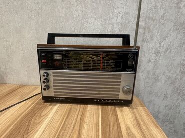 Radio: Vintage portativ radio qəbuledici — “Okean-209” tam ishlekdi — 4