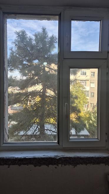 пластиковые окна с решеткой: Готовое пластиковое окно, Тип окна: Стандартные, Декоративные особенности: Фрамуга, Б/у, Без установки, Без рассрочки — 3