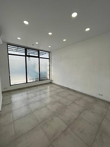 Аренда офисов: Аренда офисов, 123 м², В жилом комплексе, С видом на горы, 1 линия, С отдельной кухней — 7