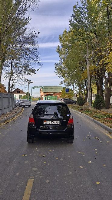 бишкек авто салон: Honda Fit: 2003 г., 1.5 л, Автомат, Бензин, Хетчбек — 4