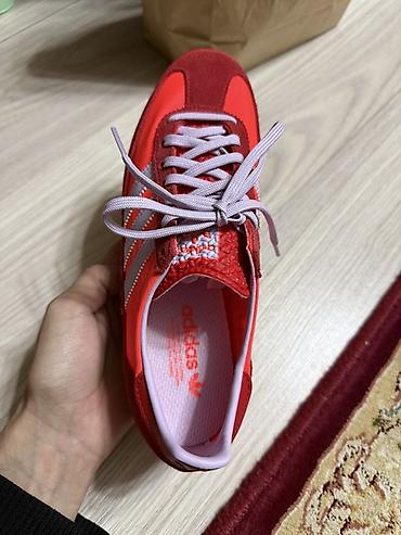 Кроссовки и спортивная обувь: Кроссовки, 38, Adidas, Новый, цвет - Красный, Бесплатная доставка — 6