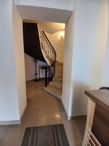 Kommersiya daşınmaz əmlakının satışı: Tebriz kucesu kupca verilecek muqaviledir, 300 m2 2ci mərtəbədə -da lalafo.az — 2 Kommersiya daşınmaz əmlakının satışı: Tebriz kucesu kupca verilecek muqaviledir, 300 m2 2ci mərtəbədə — 2