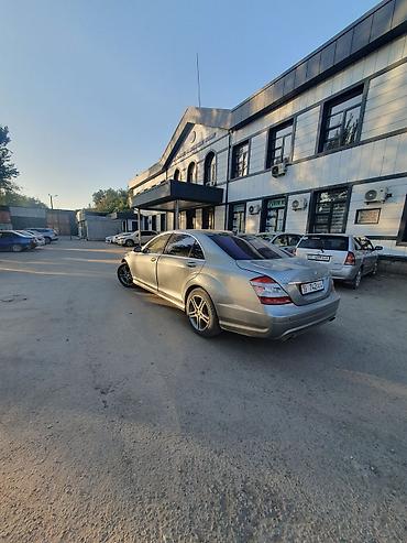 Mercedes-Benz S-Class: 2006 г., 5.5 л, Автомат, Бензин, Седан