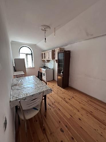emmi tikis fabriki: Mənzil Kirayə verilir, 2 otaq, 54 kv Xırdalanda təzə bazara yaxın,3 — 8