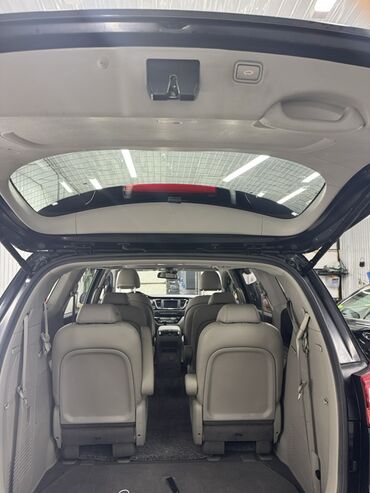 Kia: Kia Carnival: 2019 г., 2.2 л, Автомат, Дизель, Минивэн — 13