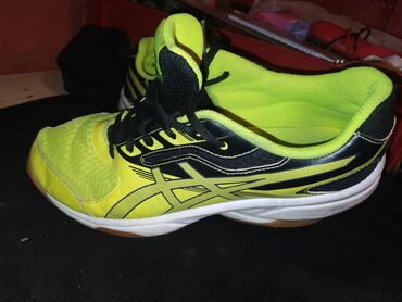 obuca za plivanje: Asics 40,5 broj odlicno ocuvane. dogovor