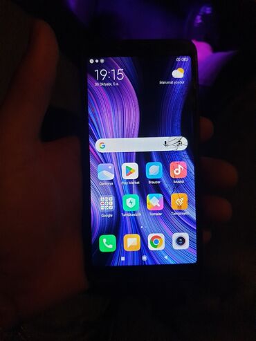 аккумулятор для телефона fly ds123: Isdemeyi normaldi uz suseinde cat var sadece oda isdemeyne mane