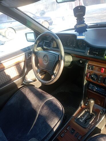 купить авто в рассрочку: Mercedes-Benz W124: 1993 г., 3.2 л, Автомат, Бензин, Седан