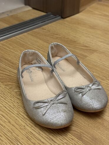 Детская обувь: Туфельки для утренника, или на мероприятие удобные