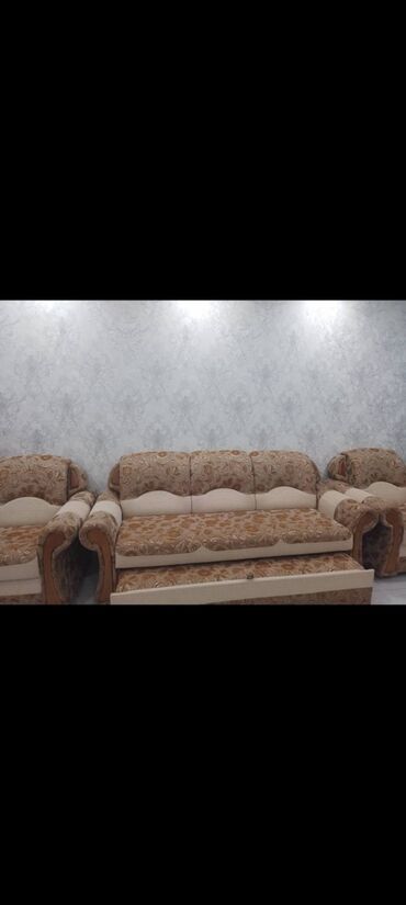 купить двуспальную кровать в бишкеке: Раскладной диван, Б/у, Тройка