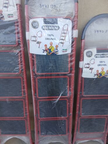 Nərdivanlar: Bu, müxtəlif məqsədlər üçün uyğun olan qatlanan pilləli nərdivandır — 6